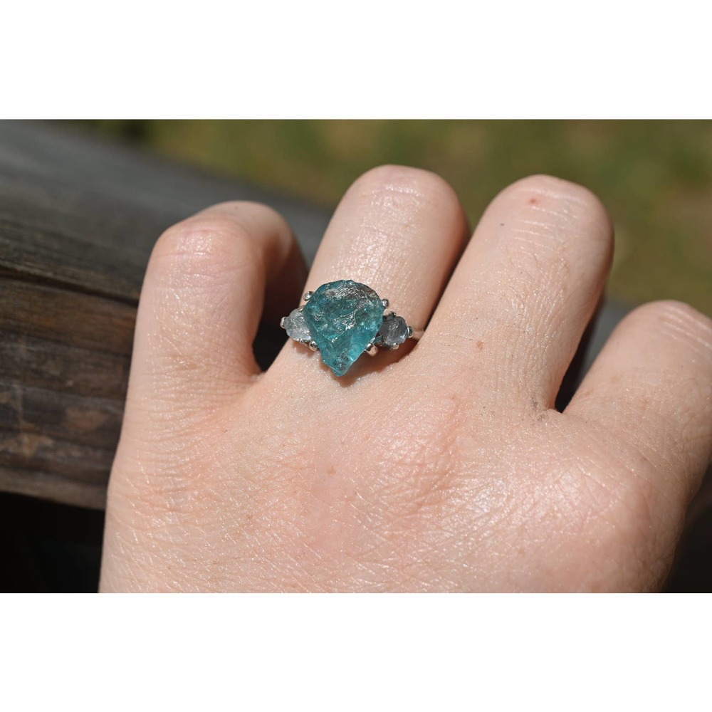 Raw aquamarine ring, crystal ring, three stone ring, natural gemstone je…
